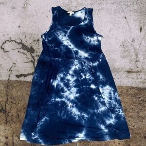 Como Blue Navy and White Dress